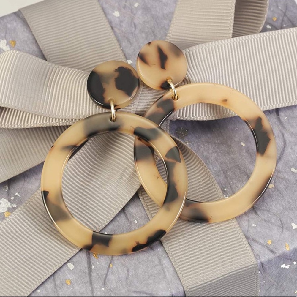 Tortoise Shell Acrylic Hoop Earrings